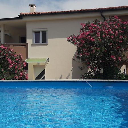 Apartments Nadia บัชกา ภายนอก รูปภาพ