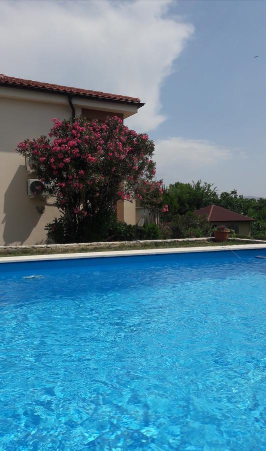 Apartments Nadia บัชกา ภายนอก รูปภาพ